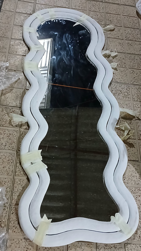 قاب آینه دفرمه موج دار جنس پاپیه ماشه